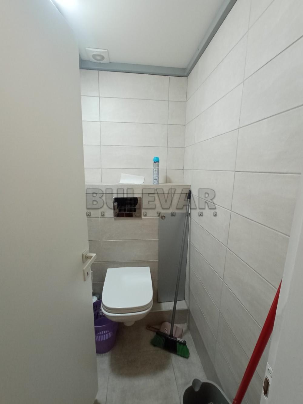 Slika 7 - Obrenovićeva,  Lokal za izdavanje, 23m2, 450€