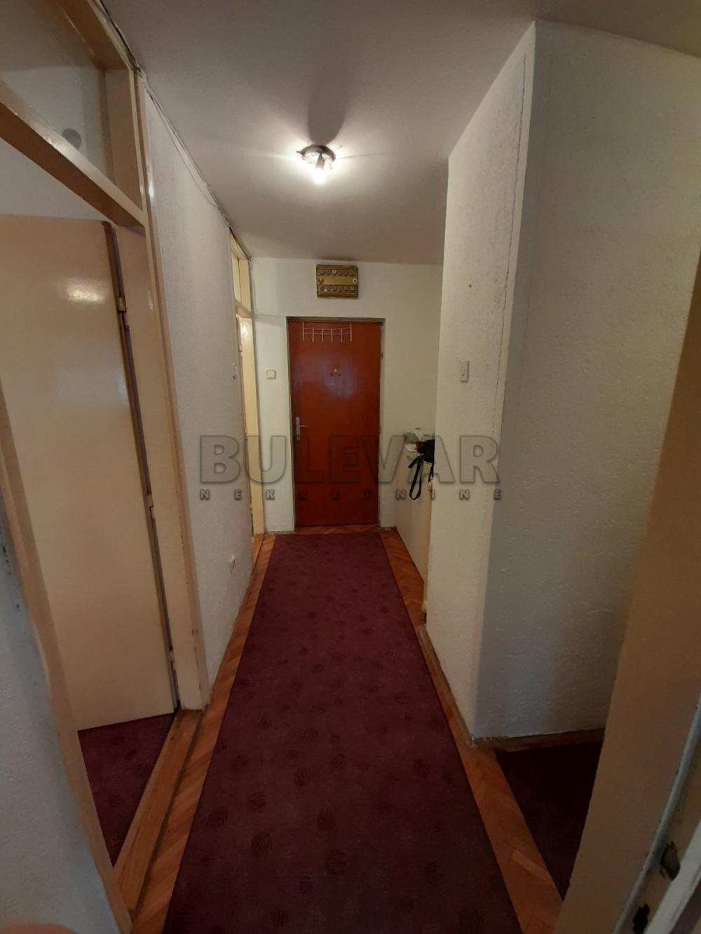 Slika 7 - Vojvode Tankosića,  Lokal za izdavanje, 85m2, 350€