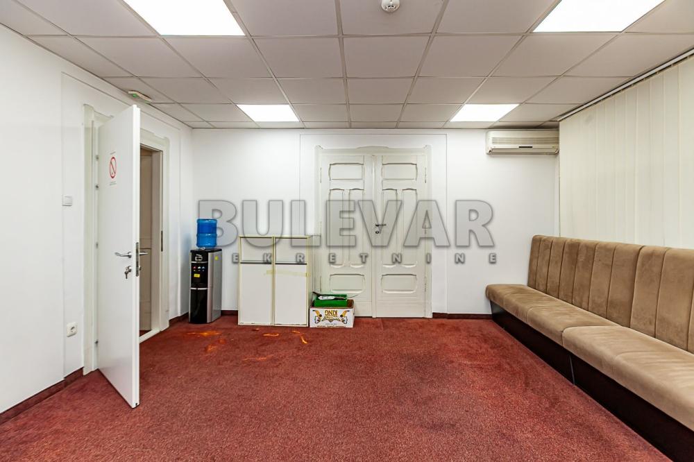 Slika 11 - Nikole Pašića,  Lokal na prodaju, 400m2, 2.000.000€