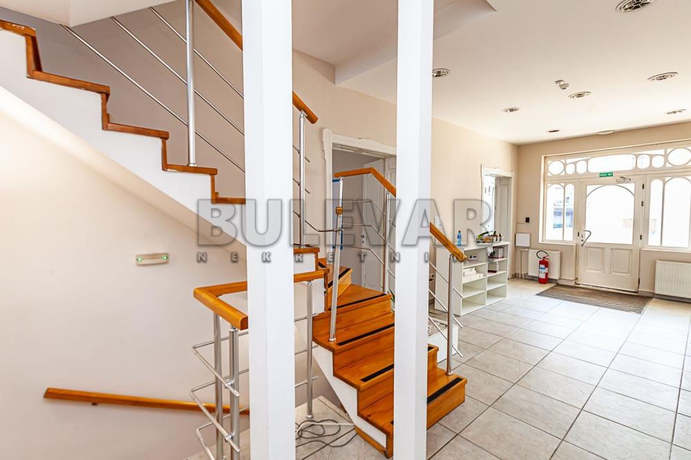 Slika 6 - Nikole Pašića,  Lokal na prodaju, 400m2, 2.000.000€