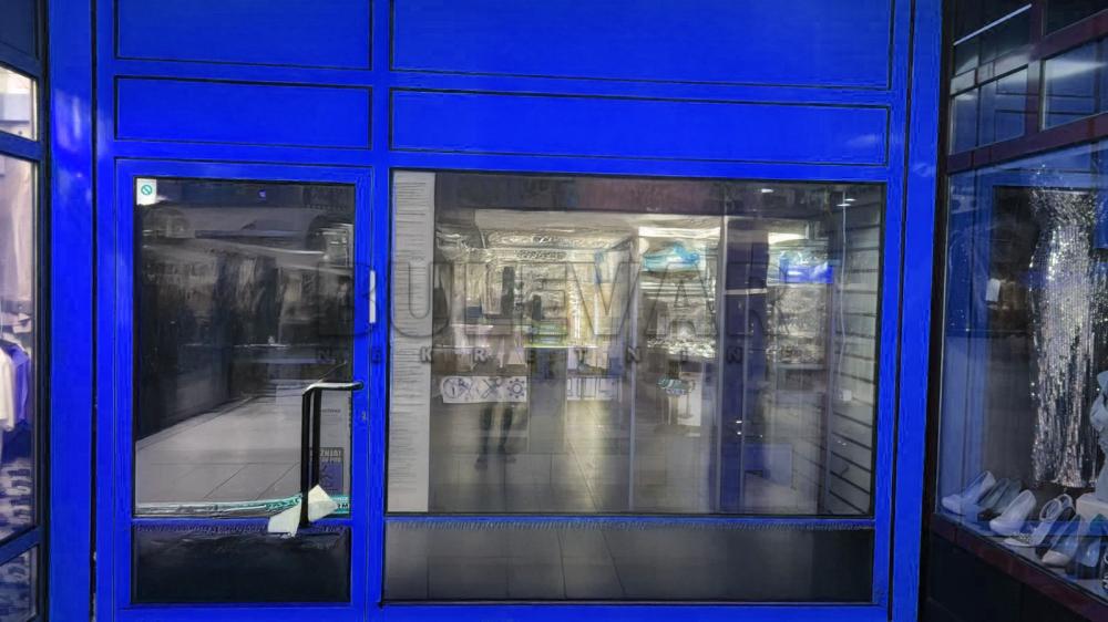 Slika 1 - Obrenovićeva,  Lokal na prodaju, 9m2, 42.000€