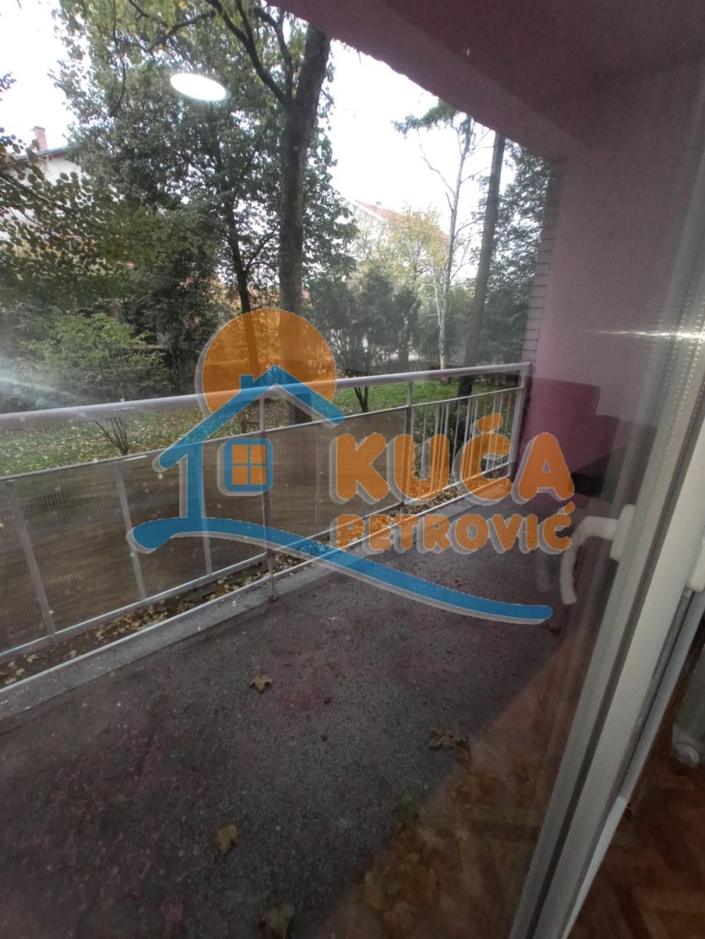 Slika 9 - Bulevar dr Zorana, Dvosoban stan za izdavanje, 42m2, 350€