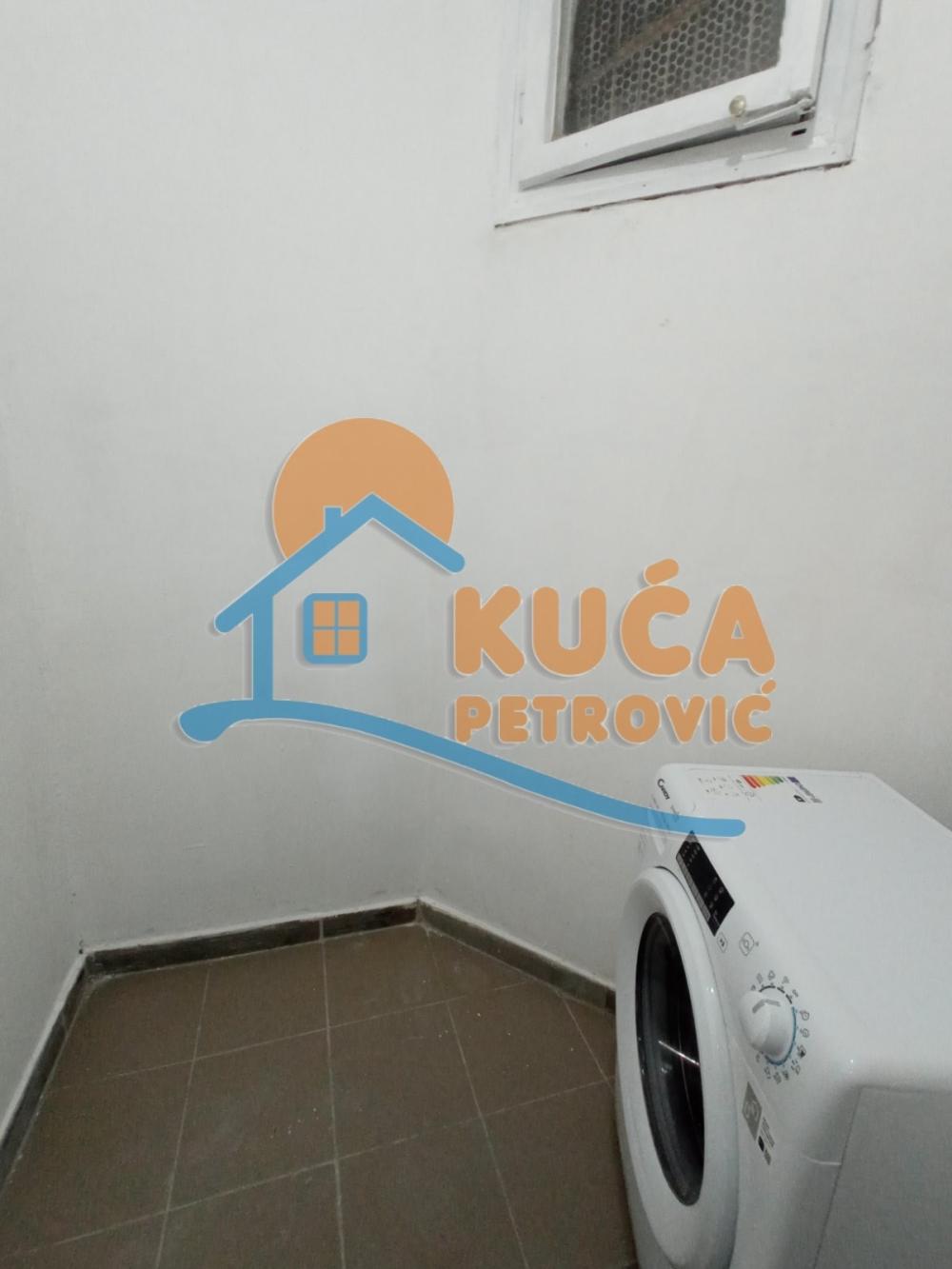 Slika 8 - Bulevar dr Zorana, Dvosoban stan za izdavanje, 42m2, 350€