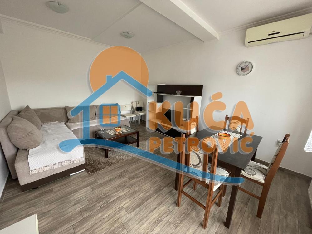 Glavna slika -Milorada Veljkovića Špaje, Jednoiposoban stan za izdavanje, 46m2, 350€