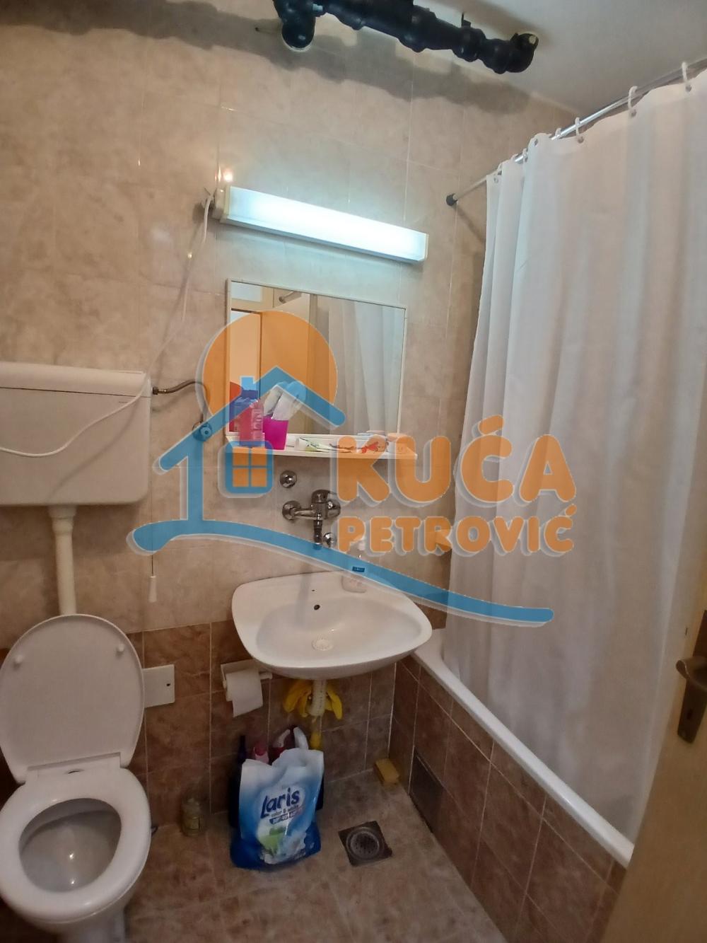 Slika 10 - Majakovskog, Dvoiposoban stan za izdavanje, 72m2, 500€