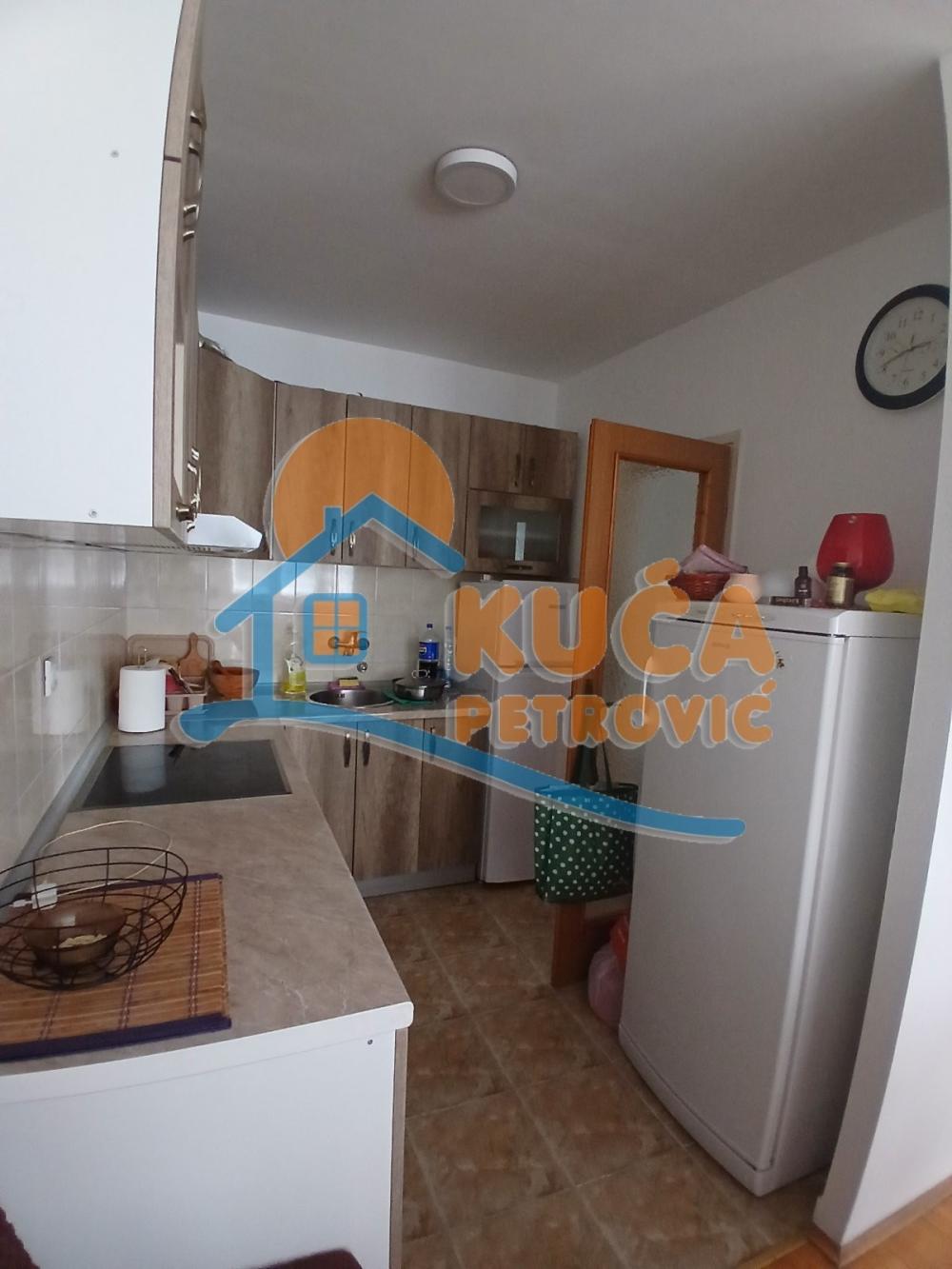 Slika 5 - Majakovskog, Dvoiposoban stan za izdavanje, 72m2, 500€