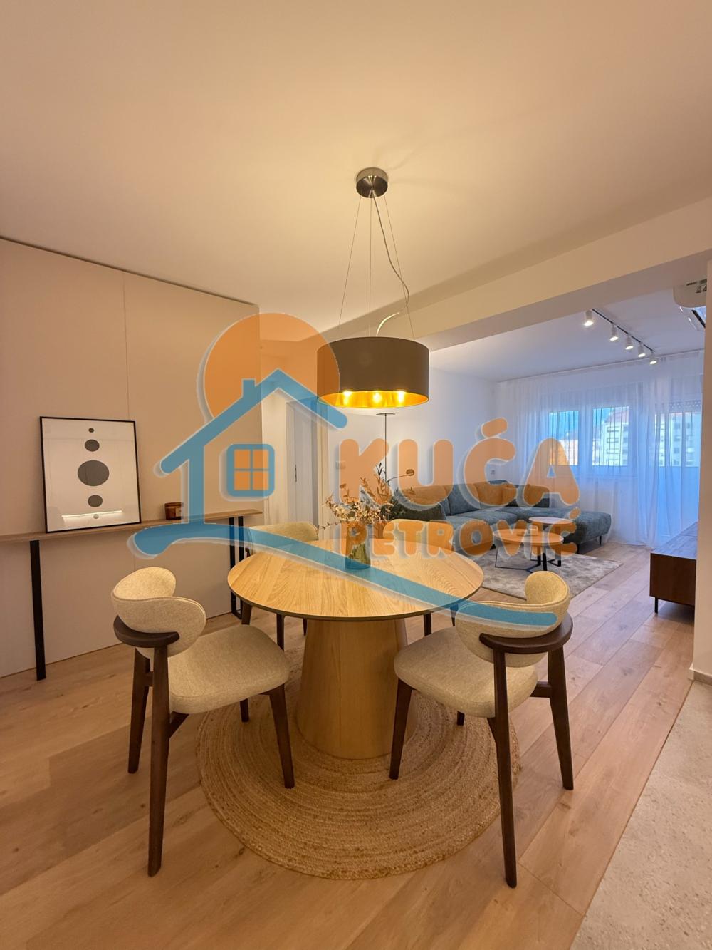 Slika 5 - Cara Dušana, Jednoiposoban stan za izdavanje, 52m2, 550€