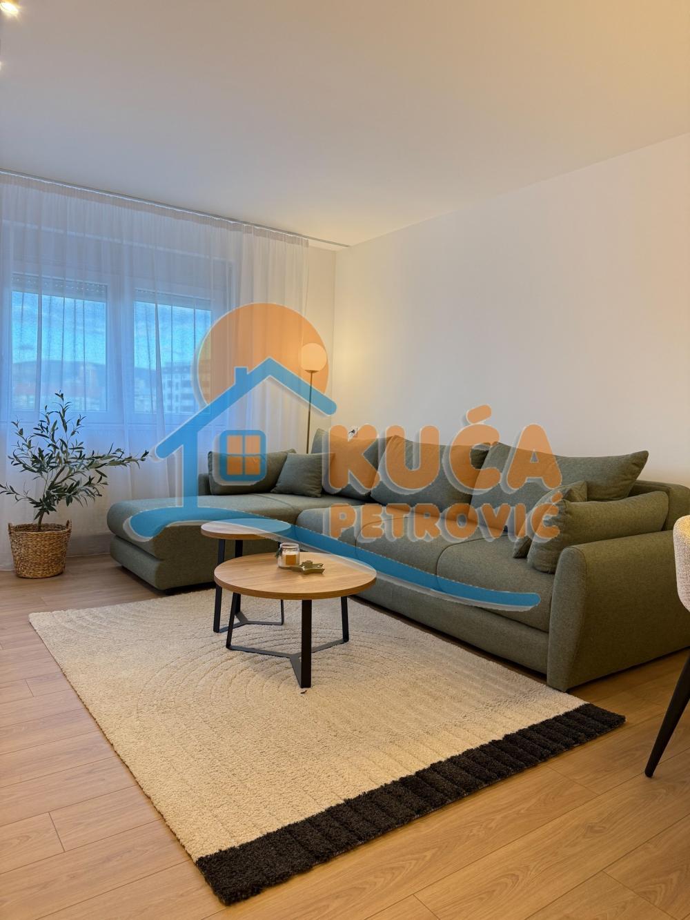 Glavna slika -Cara Dušana, Jednoiposoban stan za izdavanje, 52m2, 550€