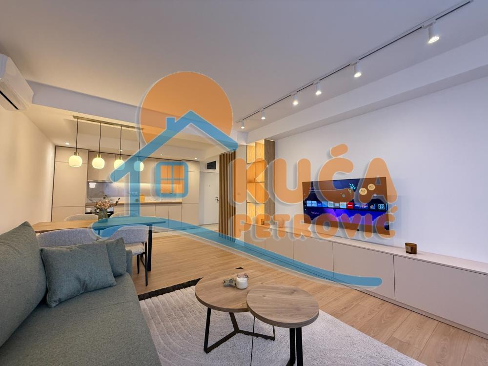 Slika 2 - Cara Dušana, Jednoiposoban stan za izdavanje, 52m2, 550€