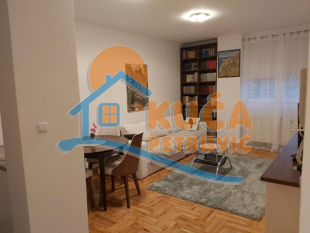 Slika 1 - Vojvode Tankosića, Jednoiposoban stan za izdavanje, 44m2, 450€