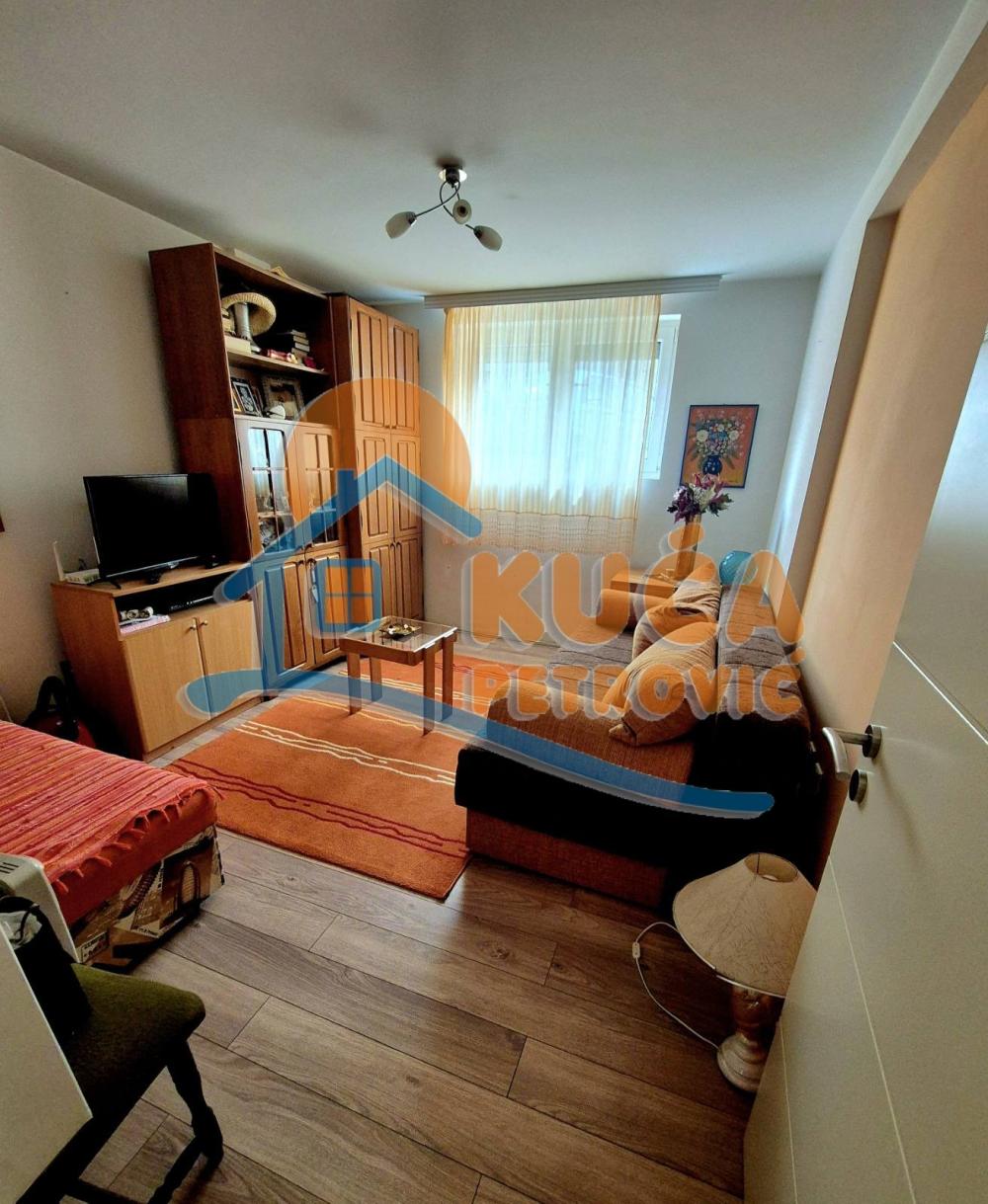 Slika 2 - Knjaževačka, Jednoiposoban stan za izdavanje, 50m2, 290€