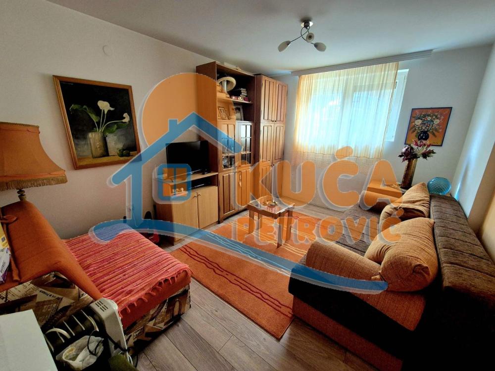 Slika 4 - Knjaževačka, Jednoiposoban stan za izdavanje, 50m2, 290€