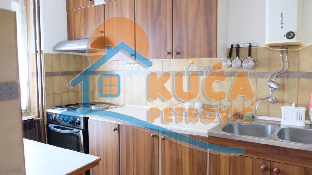 Slika 5 - Prvomajska, Trosoban stan za izdavanje, 75m2, 400€