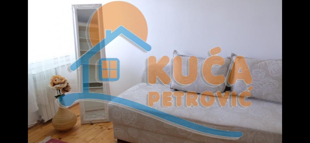 Slika 8 - Prvomajska, Trosoban stan za izdavanje, 75m2, 400€