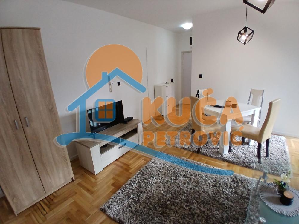 Slika 4 - Prvomajska, Jednoiposoban stan za izdavanje, 44m2, 370€