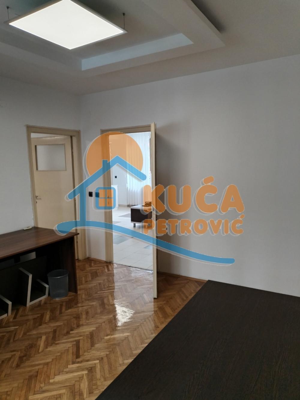 Slika 6 - Obrenovićeva, Dvosoban stan za izdavanje, 52m2, 400€