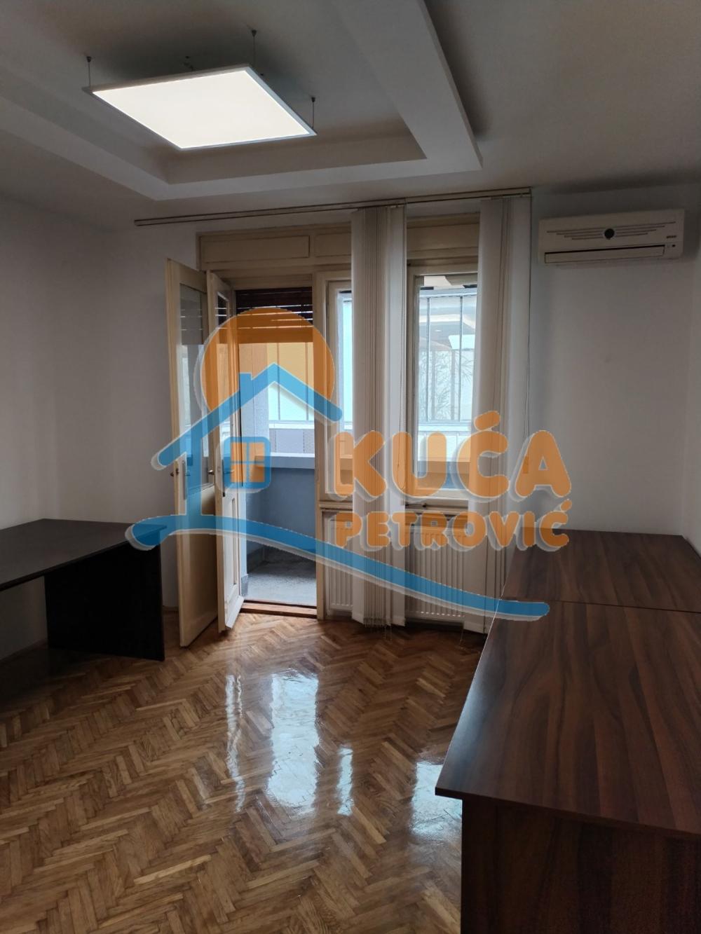 Slika 8 - Obrenovićeva, Dvosoban stan za izdavanje, 52m2, 400€