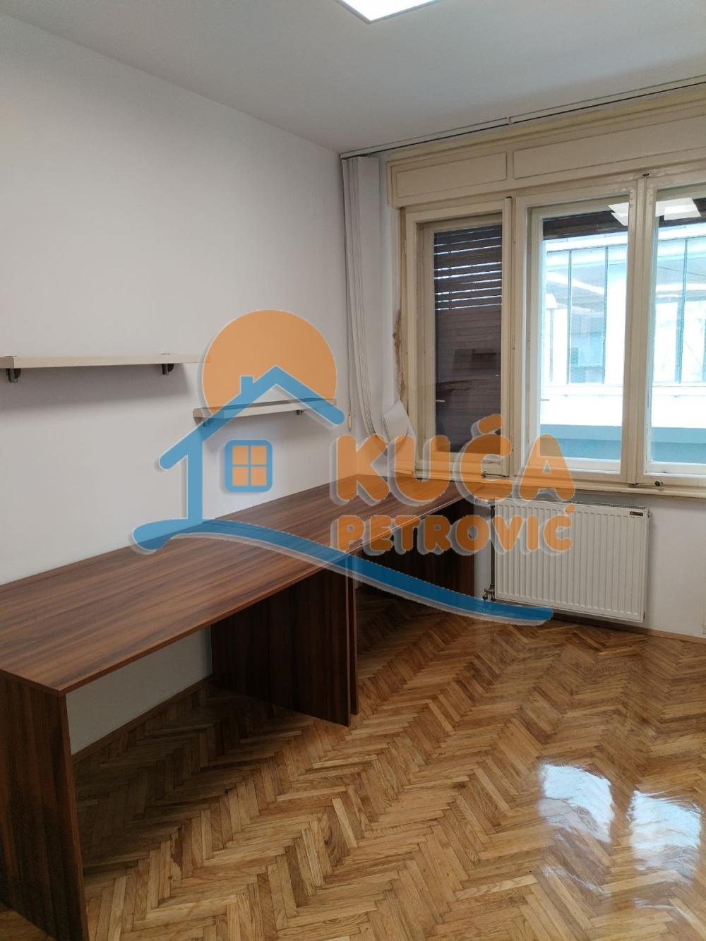 Slika 1 - Obrenovićeva, Dvosoban stan za izdavanje, 52m2, 400€