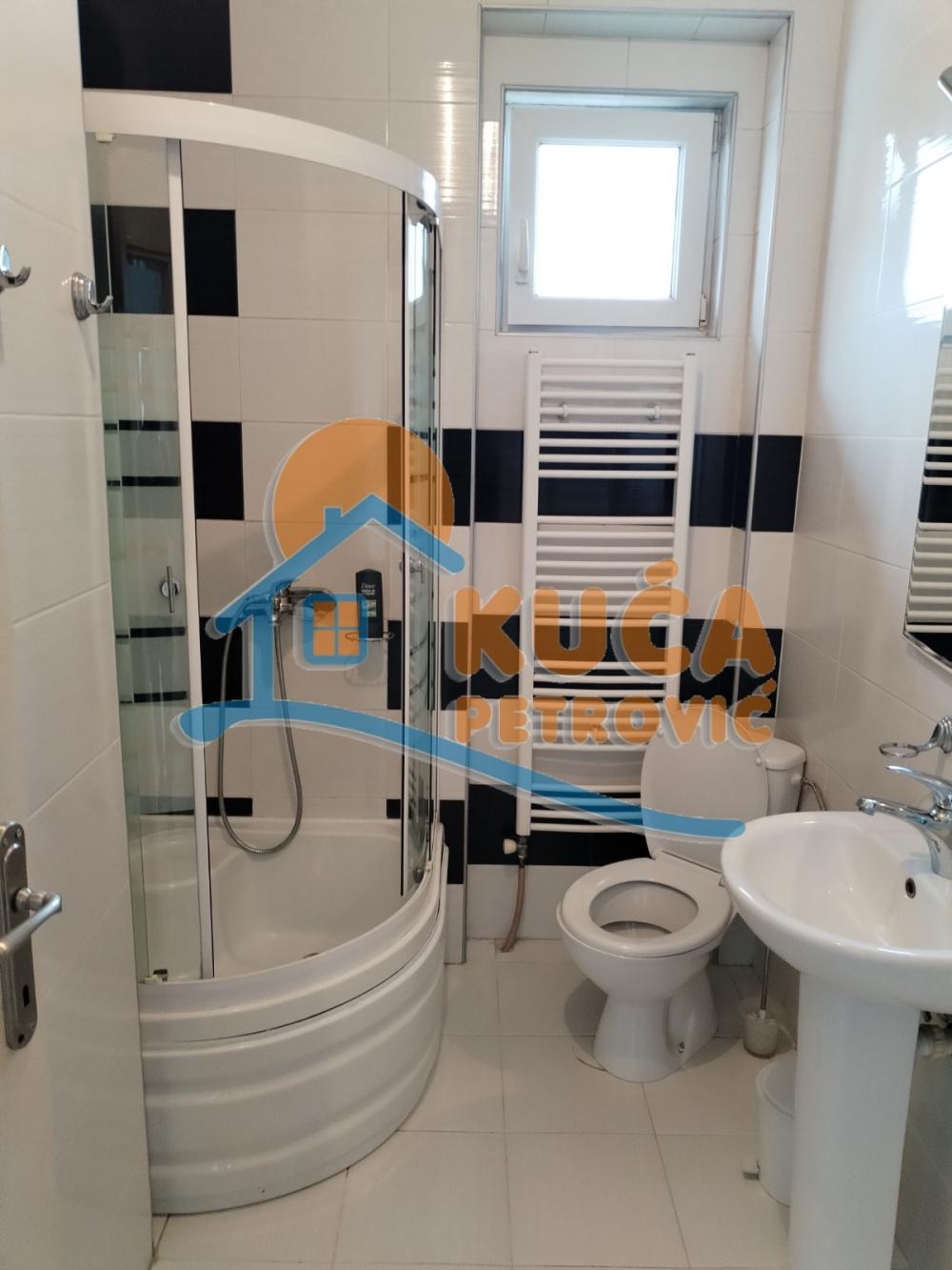 Slika 11 - Obrenovićeva, Dvosoban stan za izdavanje, 52m2, 400€