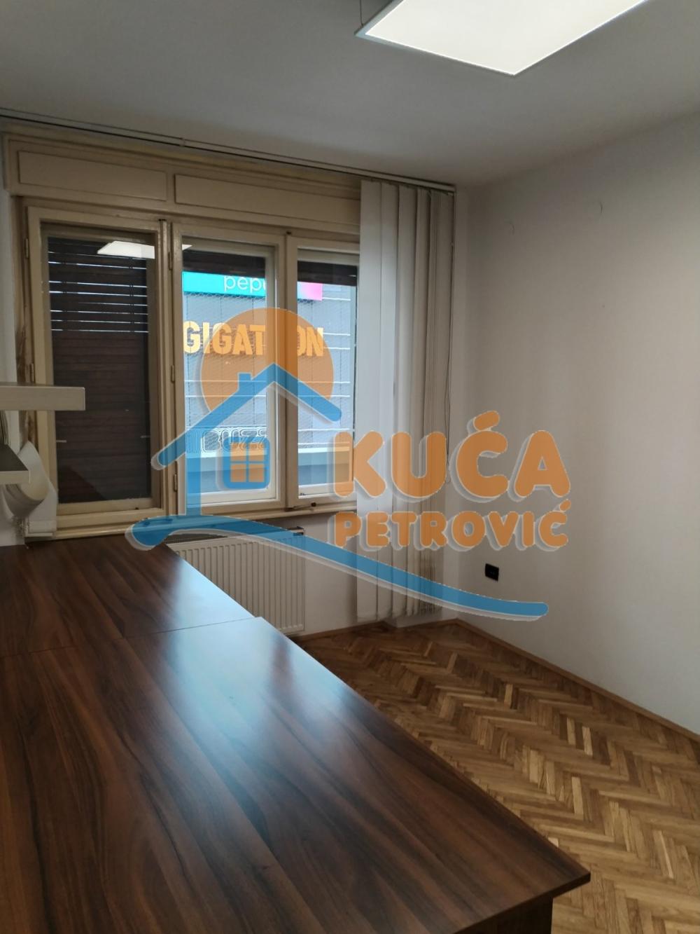 Slika 7 - Obrenovićeva, Dvosoban stan za izdavanje, 52m2, 400€