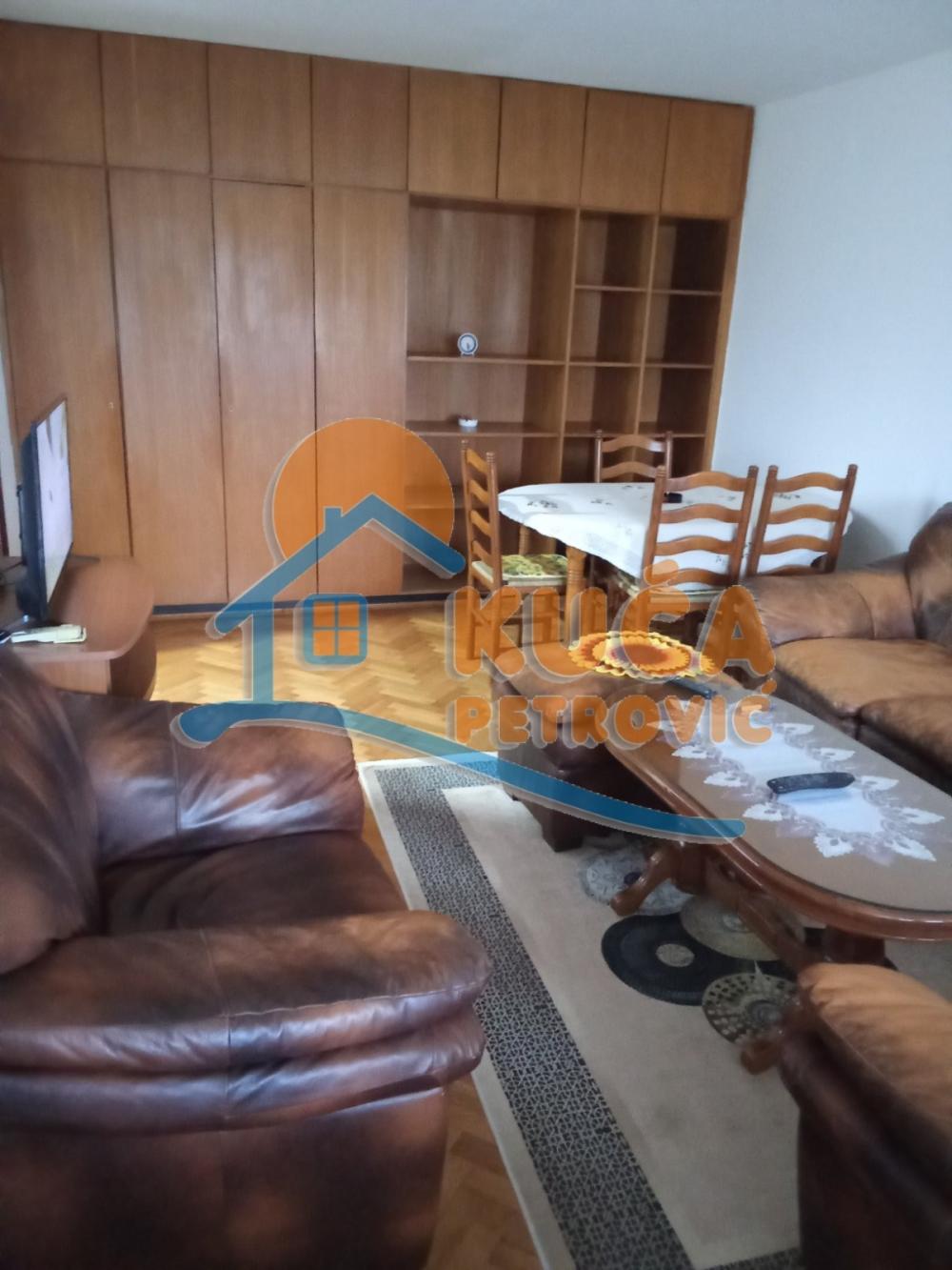 Slika 1 - Bulevar dr Zorana, Jednoiposoban stan za izdavanje, 45m2, 350€