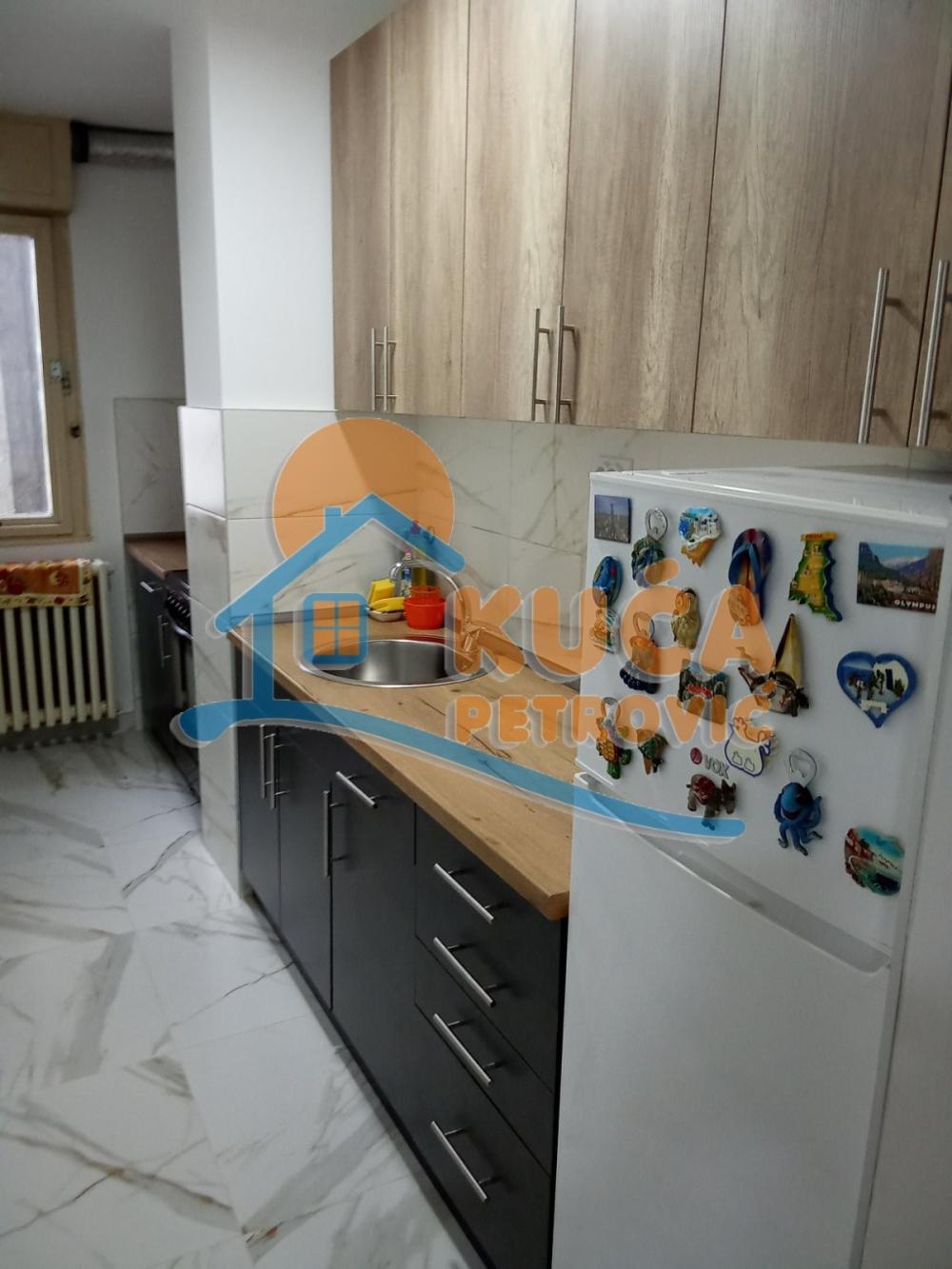 Slika 2 - Bulevar dr Zorana, Jednoiposoban stan za izdavanje, 45m2, 350€