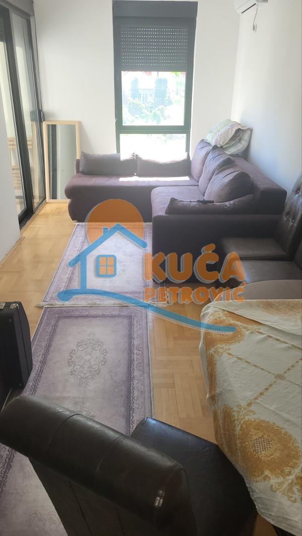 Glavna slika -Jovana Skerlića, Jednoiposoban stan za izdavanje, 42m2, 350€