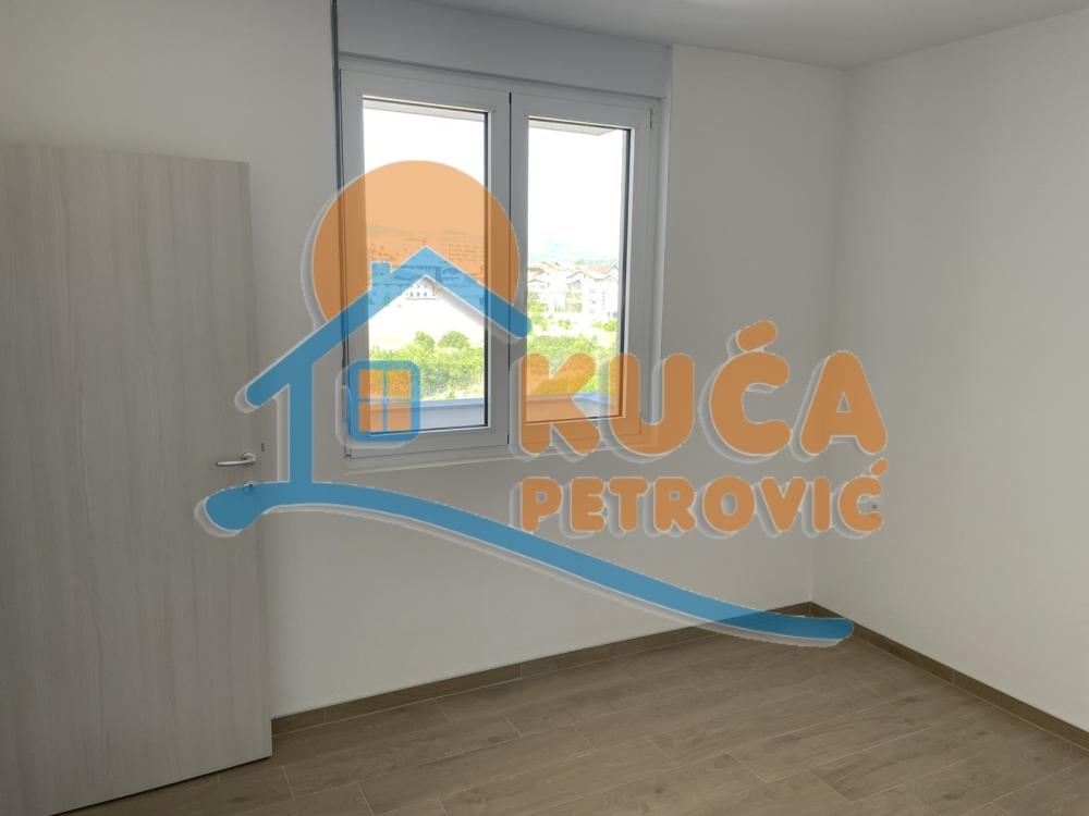Slika 2 - Radoja Domanovića, Dvoiposoban stan za izdavanje, 60m2, 350€