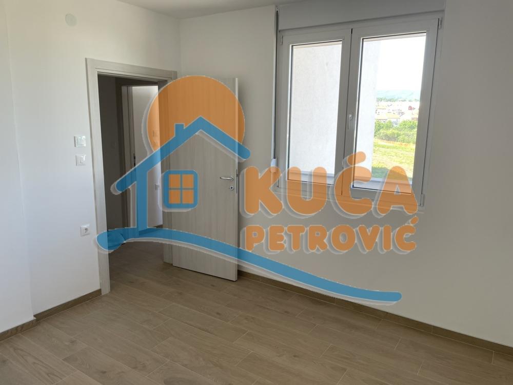Slika 1 - Radoja Domanovića, Dvoiposoban stan za izdavanje, 60m2, 350€