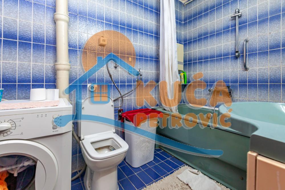 Slika 1 - Bulevar Nemanjića, Dvoiposoban stan za izdavanje, 79m2, 380€