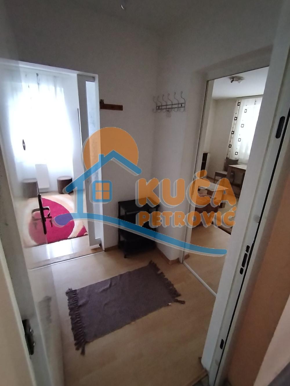 Slika 11 - Dr Petra Vučinića, Jednoiposoban stan za izdavanje, 30m2, 300€