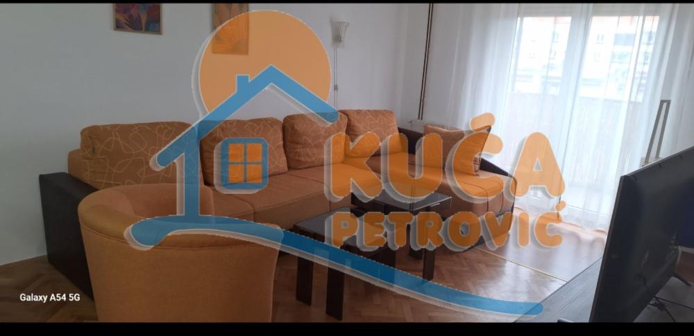 Slika 1 - Čarnojevića, Dvosoban stan za izdavanje, 50m2, 270€