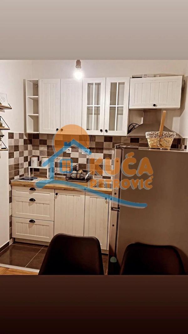 Slika 3 - Zetska, Jednoiposoban stan za izdavanje, 42m2, 350€