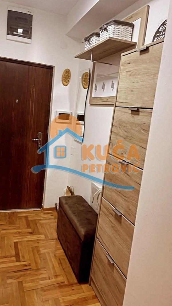 Slika 6 - Zetska, Jednoiposoban stan za izdavanje, 42m2, 350€