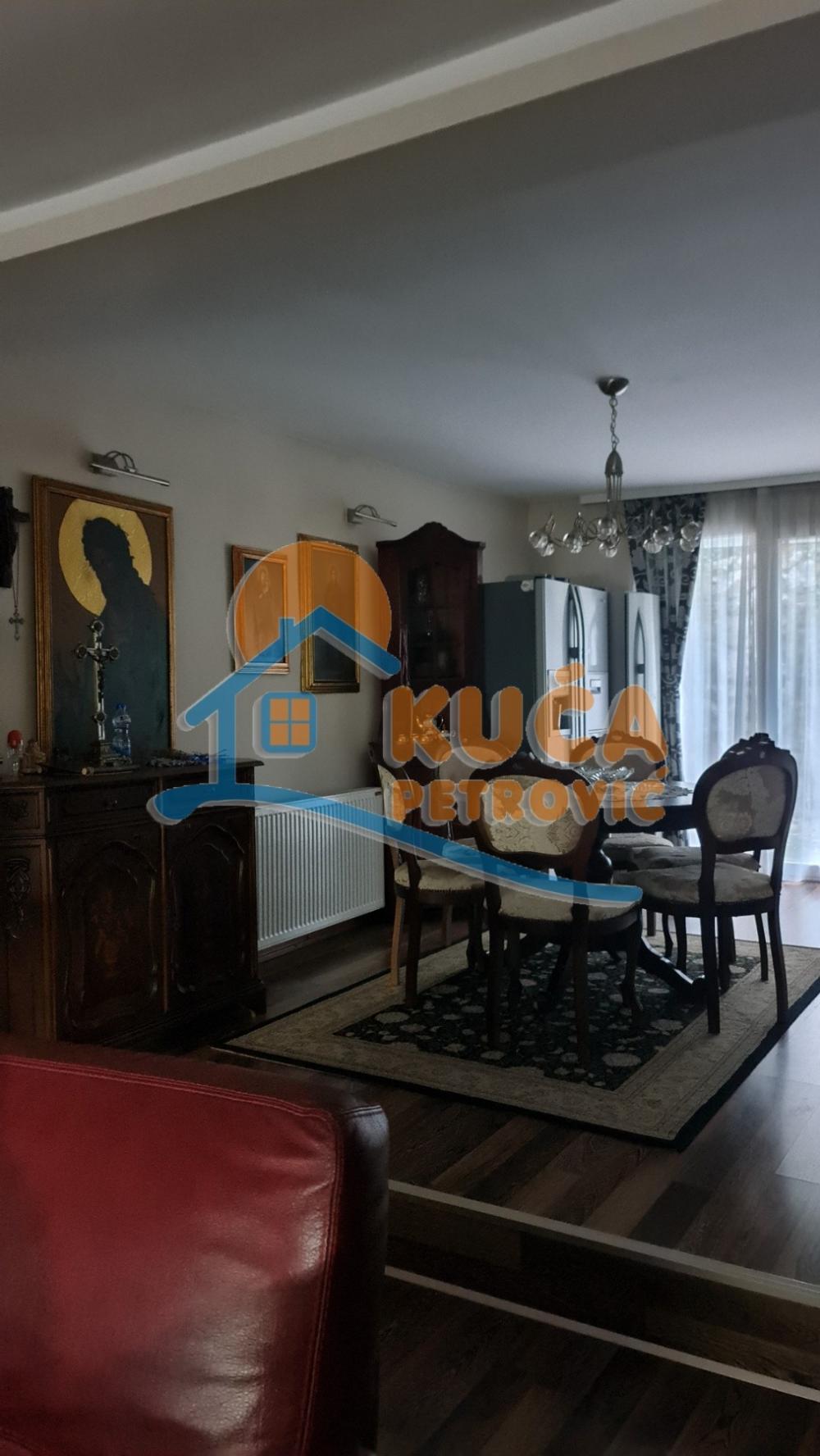 Slika 3 - Žrtava fašizma,  Kuća za izdavanje, 400m2, 1.000€