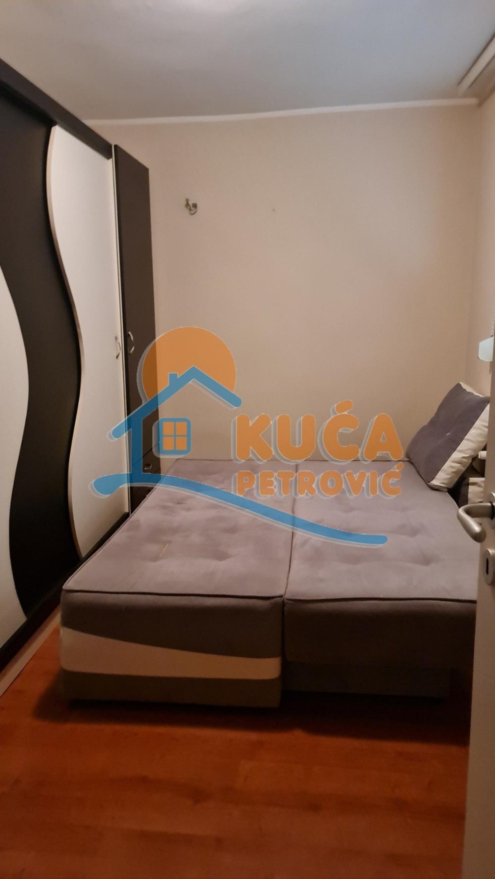 Slika 10 - Žrtava fašizma,  Kuća za izdavanje, 400m2, 1.000€