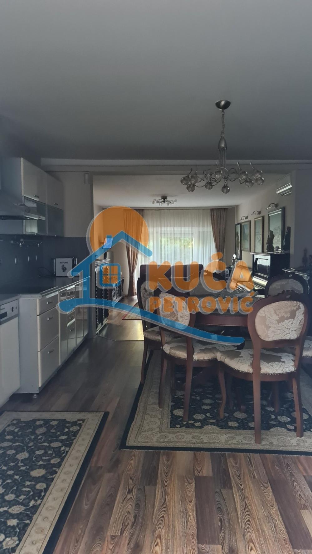 Slika 9 - Žrtava fašizma,  Kuća za izdavanje, 400m2, 1.000€