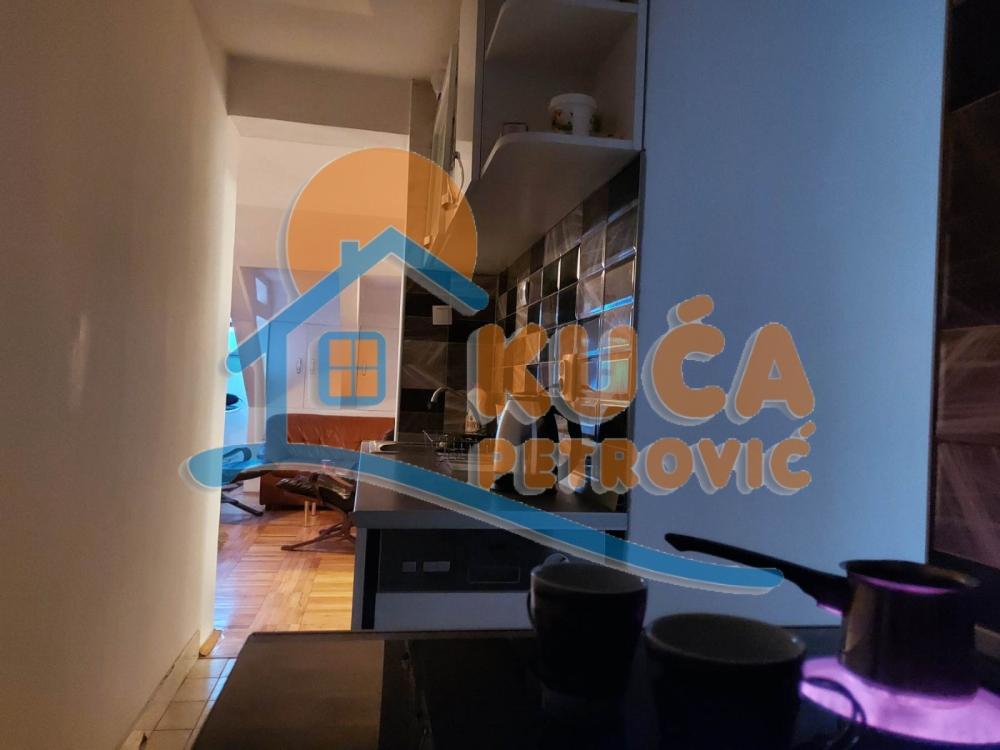 Slika 5 - Bulevar dr Zorana, Jednosoban stan za izdavanje, 39m2, 300€