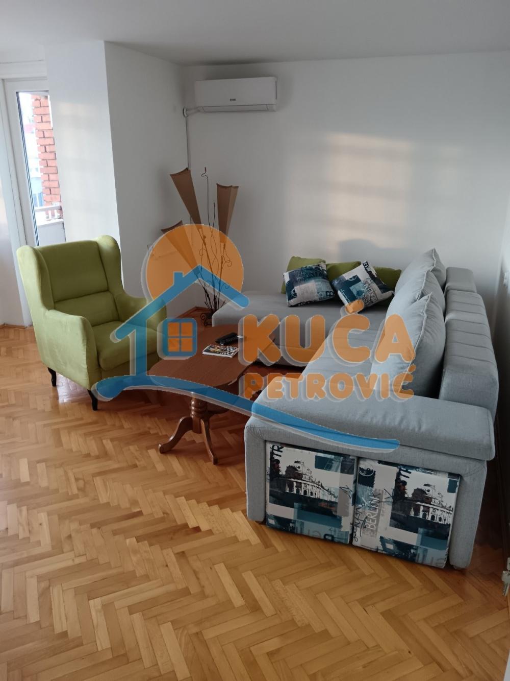 Glavna slika -Bulevar dr Zorana, Dvosoban stan za izdavanje, 54m2, 400€
