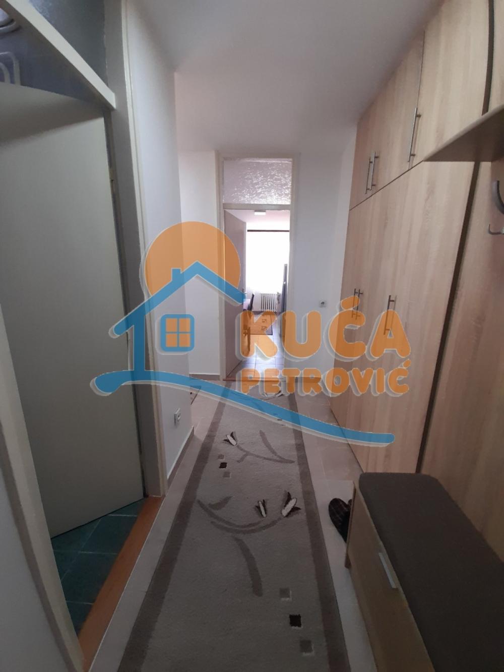 Slika 5 - Bulevar dr Zorana, Dvosoban stan za izdavanje, 54m2, 400€