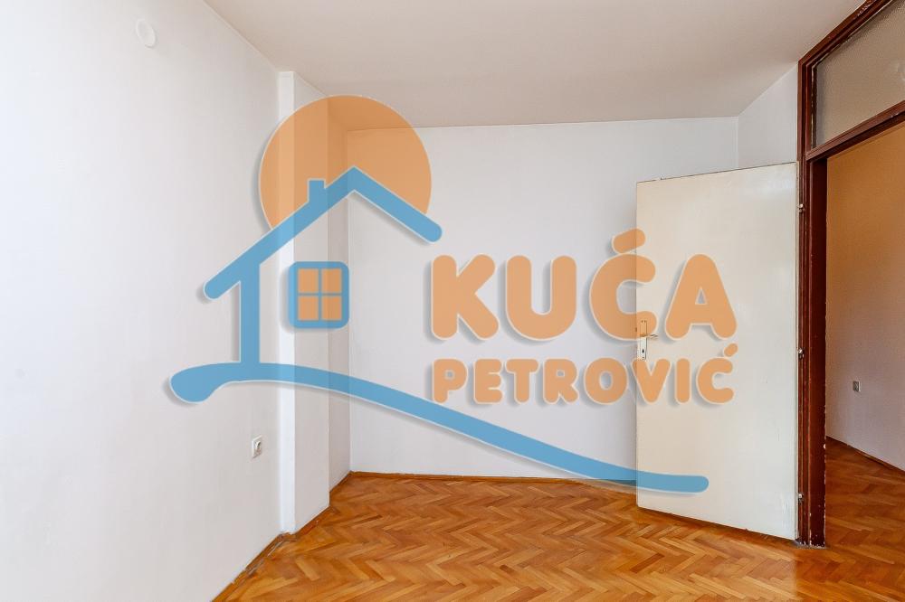 Slika 8 - Bulevar Nemanjića, Četvorosoban stan na prodaju, 68m2, 144.000€