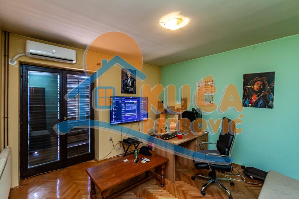 Slika 3 - Palmotićeva,  Kuća na prodaju, 300m2, 250.000€