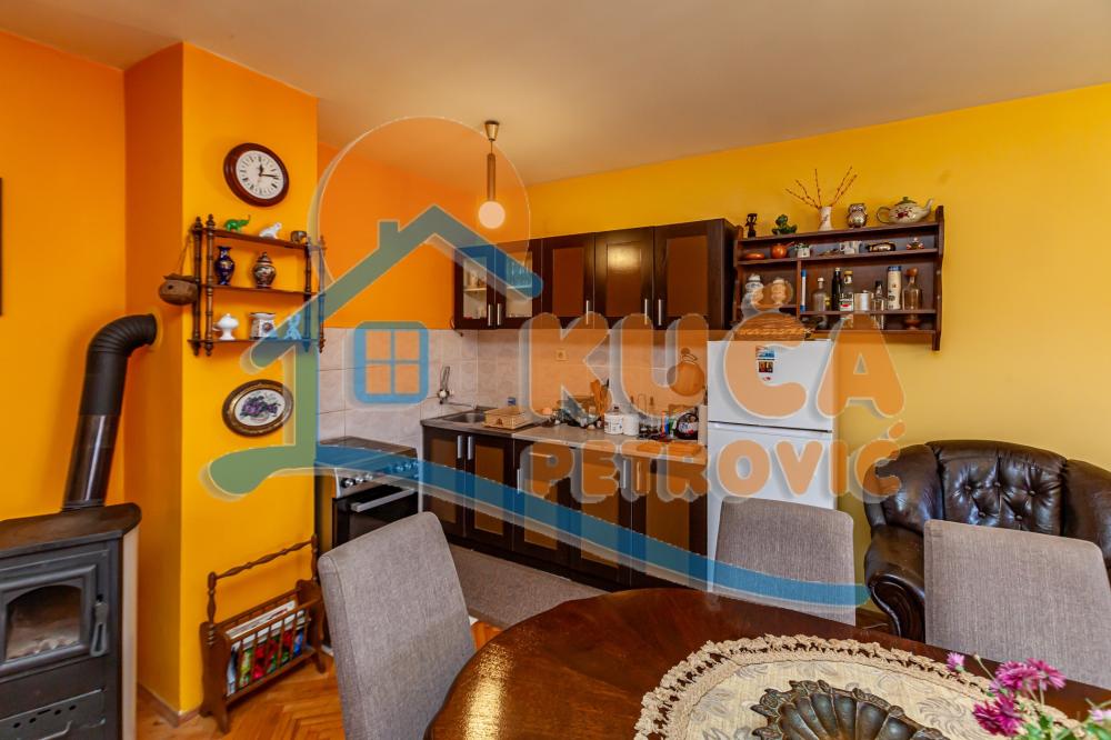 Slika 2 - Palmotićeva,  Kuća na prodaju, 300m2, 250.000€