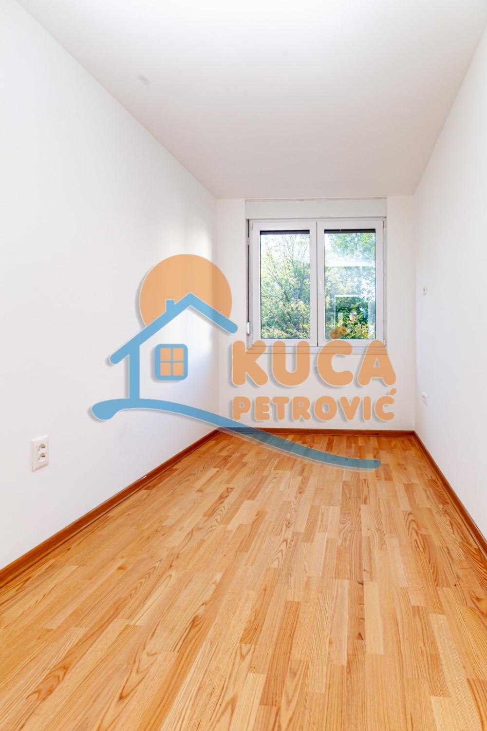 Slika 5 - Vojvode Mišića, Četvorosoban stan na prodaju, 83m2, 204.900€