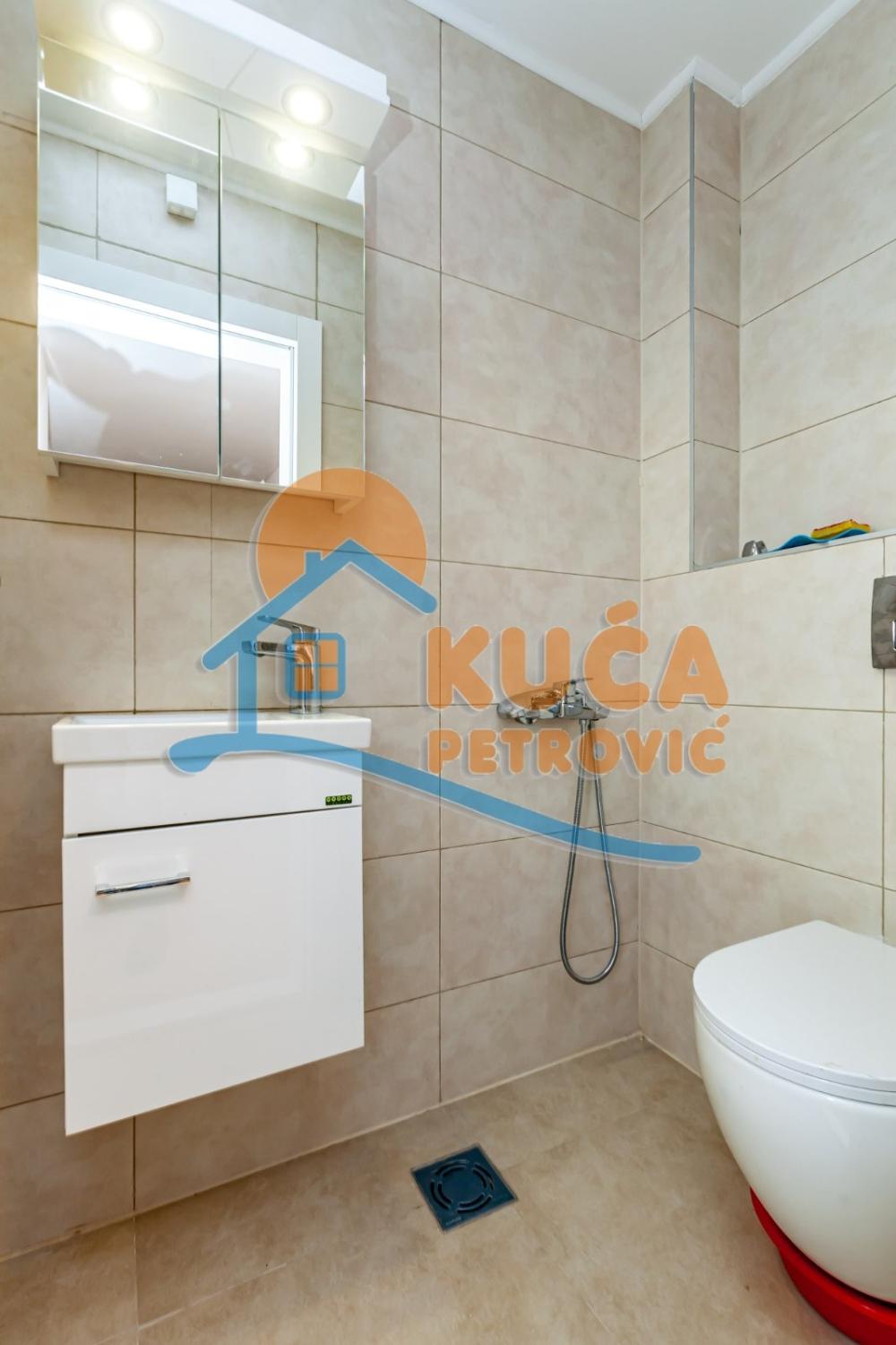 Slika 10 - Vojvode Mišića, Četvorosoban stan na prodaju, 83m2, 204.900€