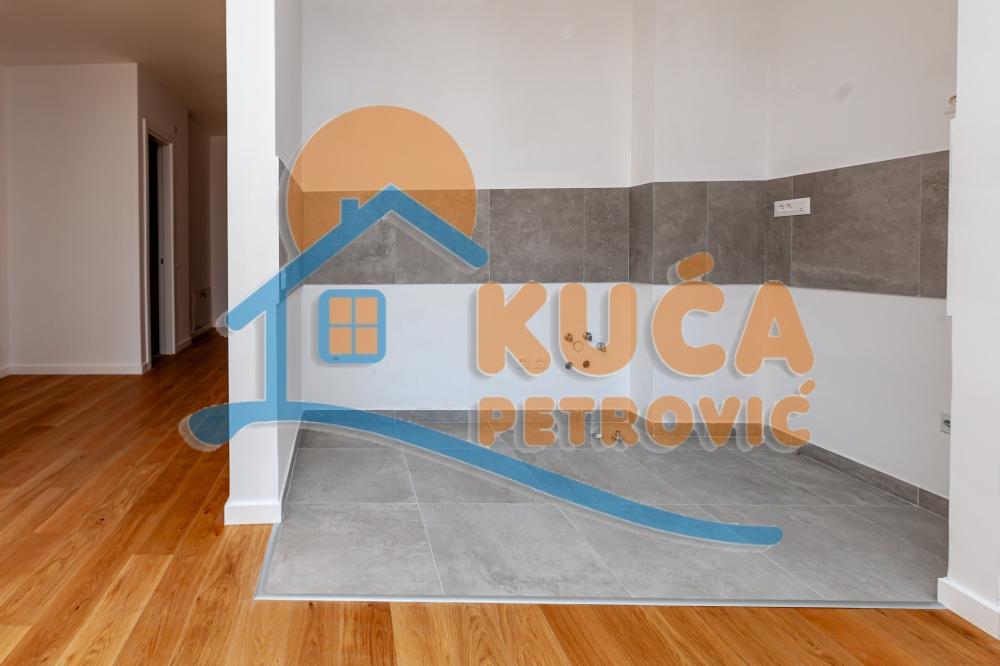 Slika 4 - Stevana Sremca, Troiposoban stan na prodaju, 91m2, 197.200€