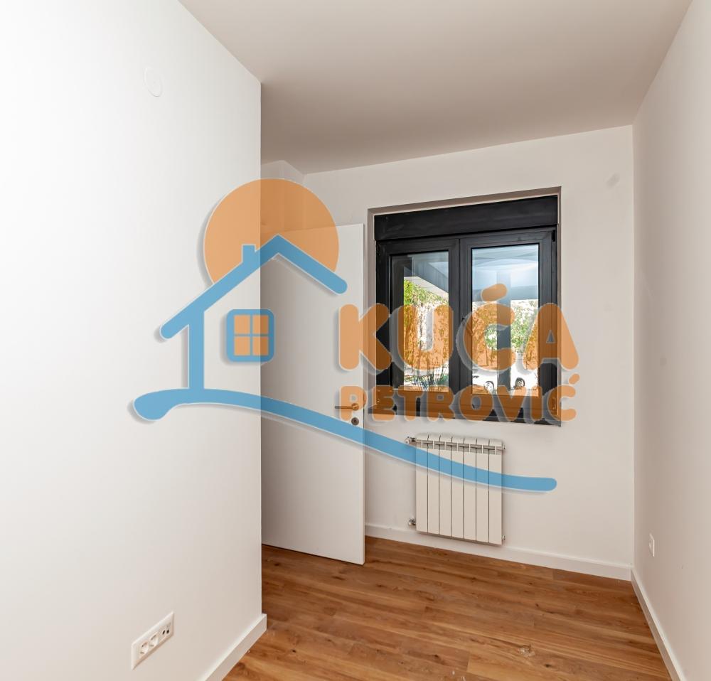 Slika 7 - Stevana Sremca, Četvorosoban stan na prodaju, 98m2, 212.850€