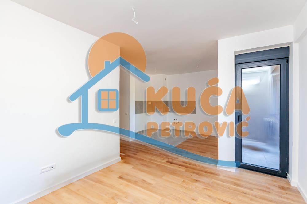 Slika 2 - Stevana Sremca, Troiposoban stan na prodaju, 91m2, 197.200€