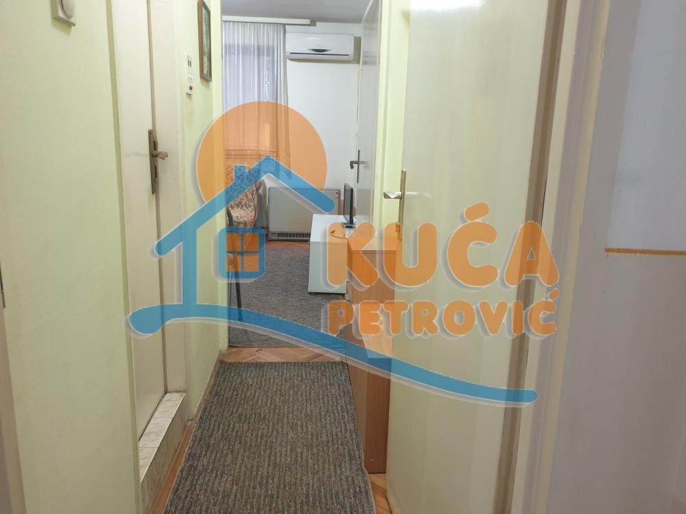 Glavna slika -Patrisa Lumumbe, Jednoiposoban stan na prodaju, 33m2, 66.000€