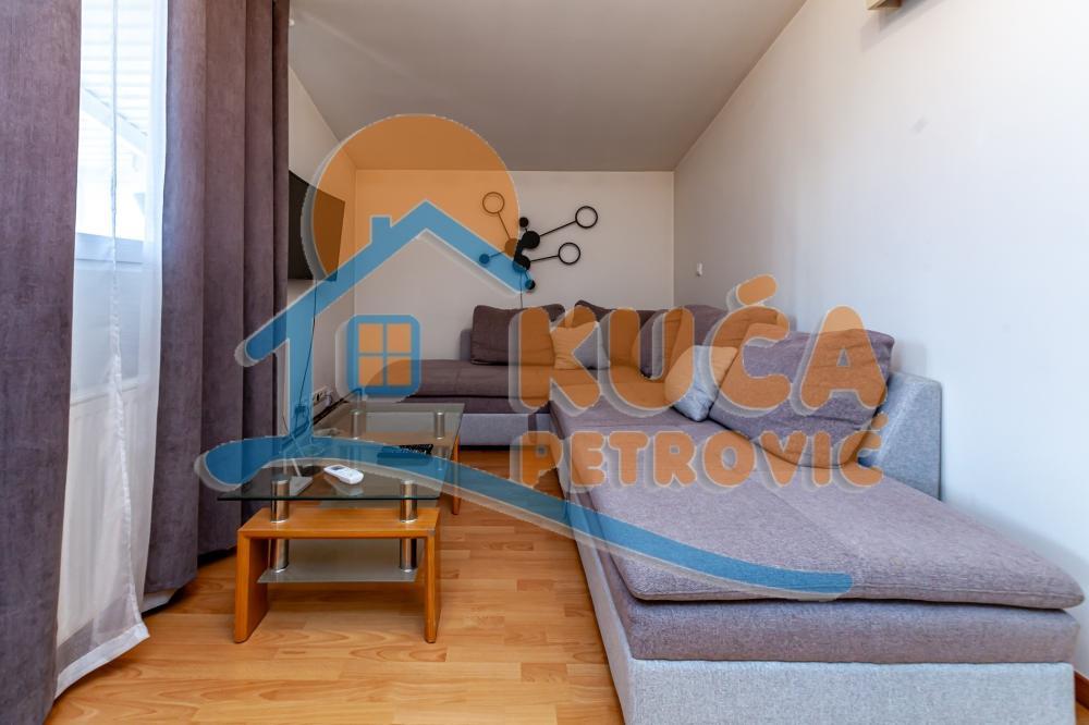 Glavna slika -Ivana Milutinovića, Trosoban stan na prodaju, 66m2, 93.000€